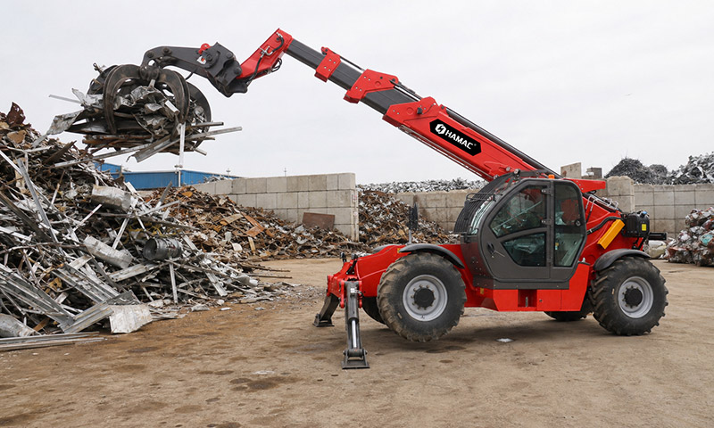 Telehandler for Scrap Metal Sorting and Loading in Recycling Yard
